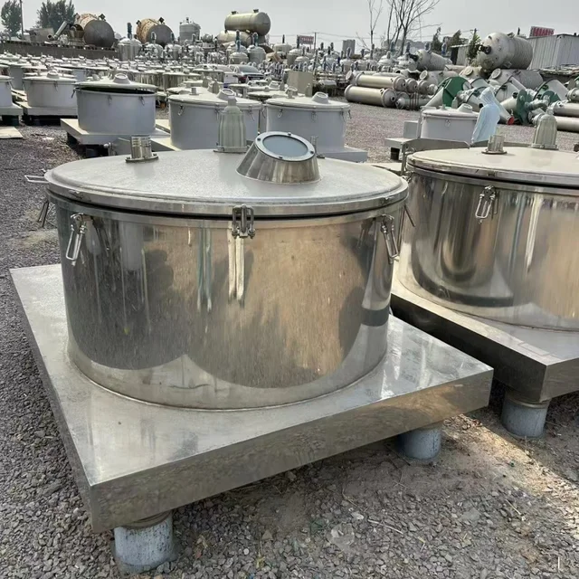 We are selling stainless steel 1250 type flat plate centrifuge automated dehydration solid-liquid separation equipment