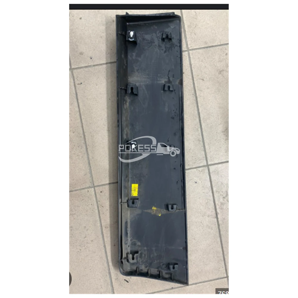 Car Front Door Trim Panel 95157451 Front Door Trim — 4