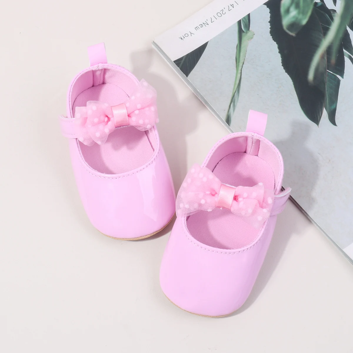 Newborn Infant Shoes Mesh Bow Decorated Soft TPR Soles Anti-slip Outdoor Baby New Design Princess Girl Shoes for 0-15 Months details
