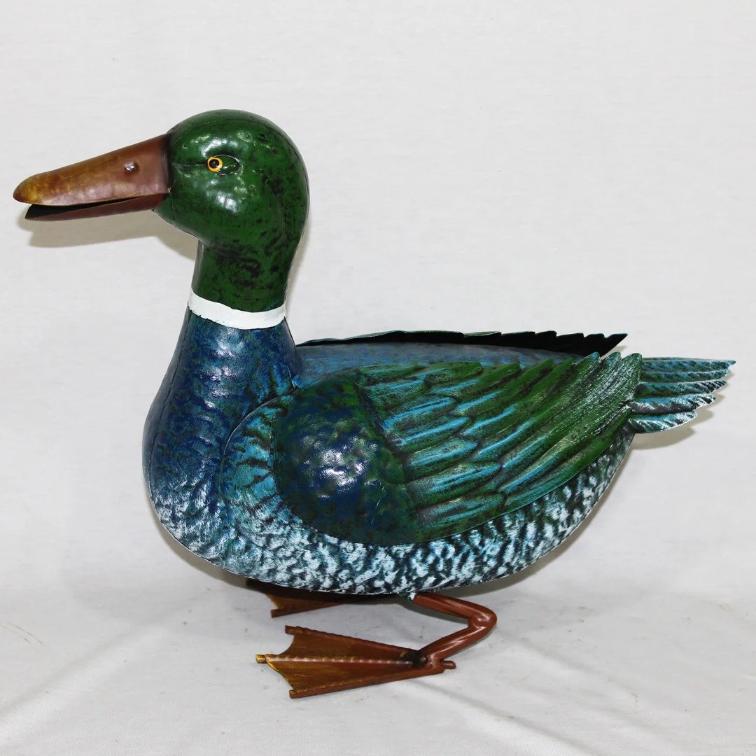 White Metal duck Figurine UD317577