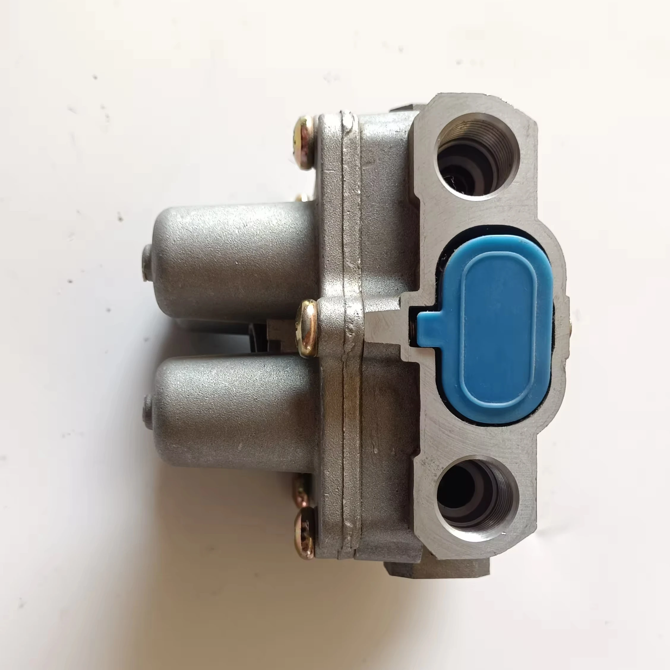 Hino 4 Way Valve 35150080010 for Brake System - New YJ97