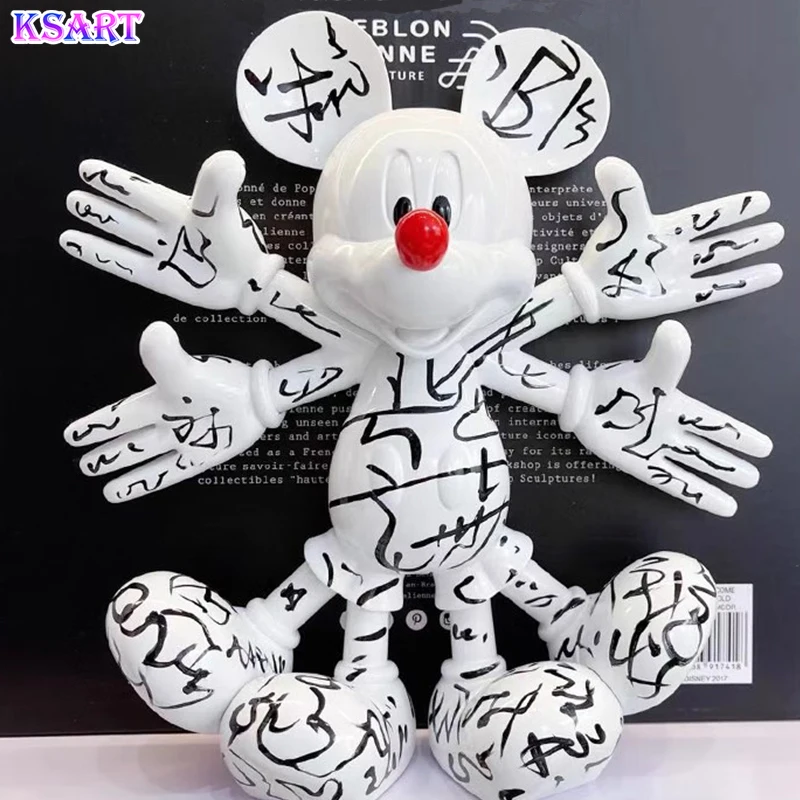 Life-size Fiberglass Mouse Sculpture - KSART Resin Crafts