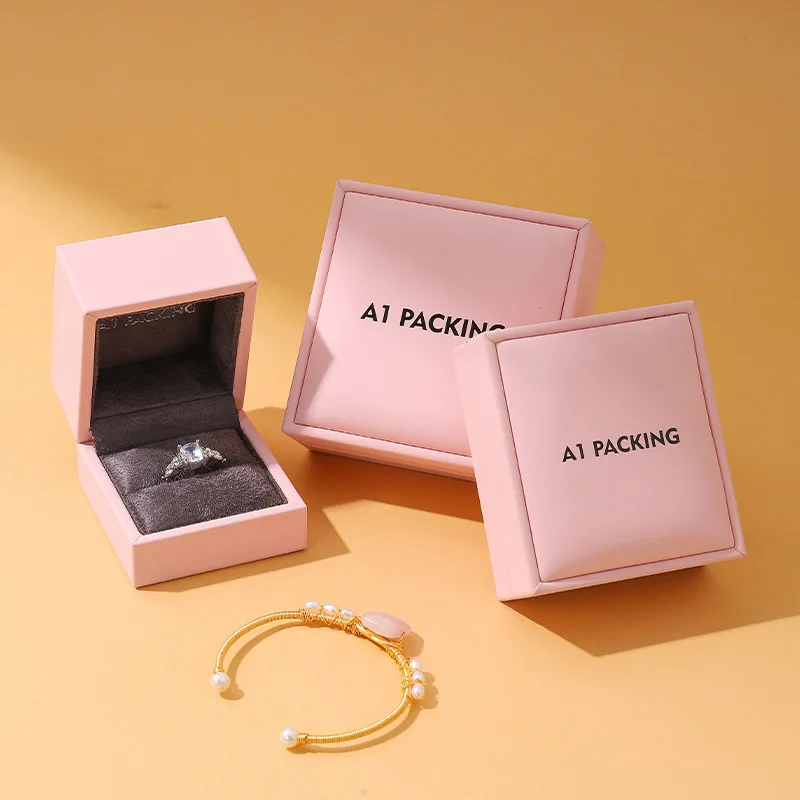 product pu leather  microfiber ring and bracelet box caja joyeria with custom logo pink color sponge insert for jewelry packaging-5
