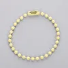 Jaune clair