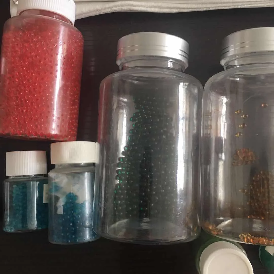 Аппарат для производства сигарет, капсулы с фильтром