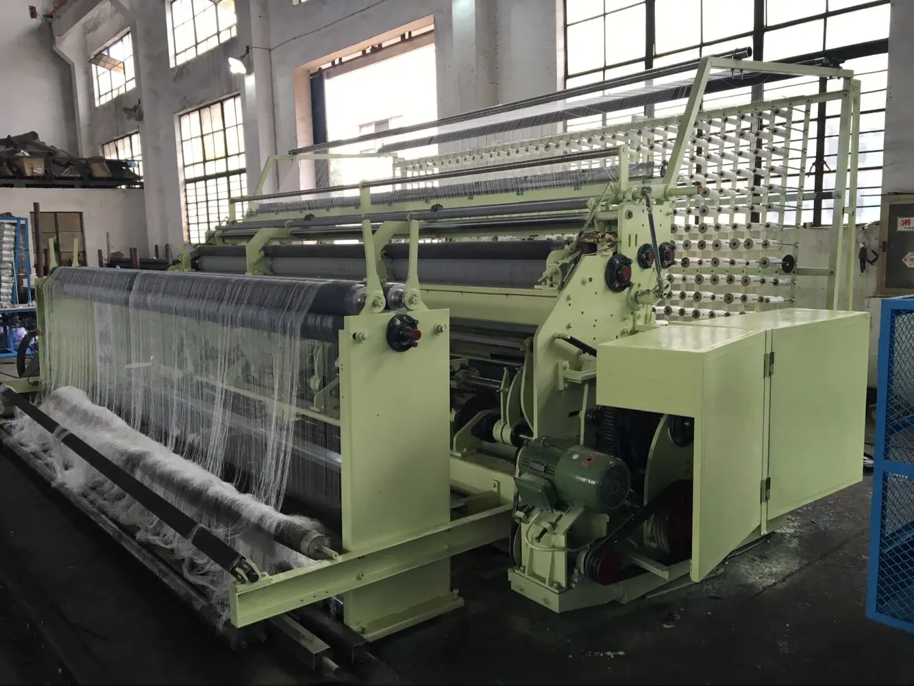 Fishing Net Knitting Machine with Single Knot