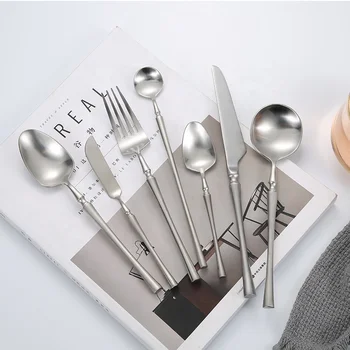 Luxury 5PCS Wedding Matte Gold Stainless Steel Flatware Set Sustainable Mirror Cutlery Spoon Set