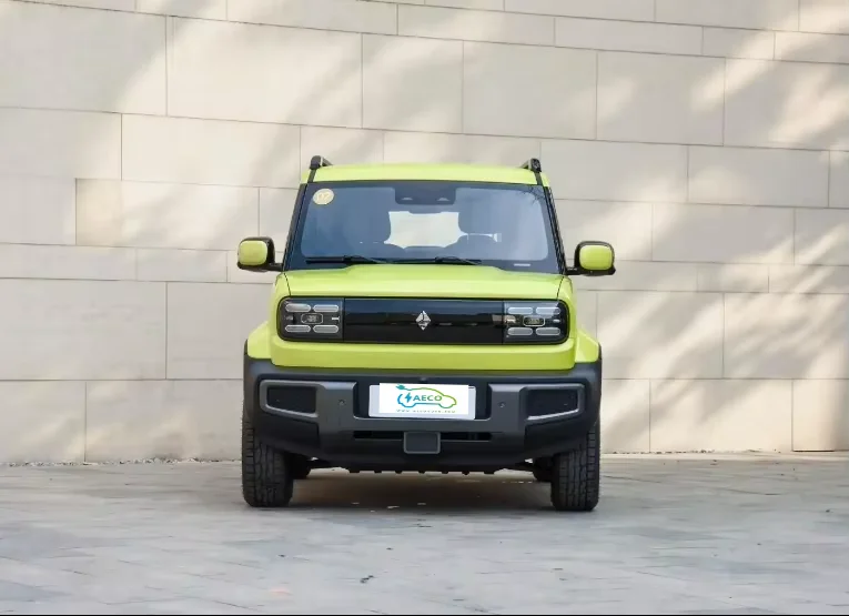 Popular Simple Auto Electrico Wuling Hongguang Pure Electric Cars Ev Baojun Mini Ev Car For Sale