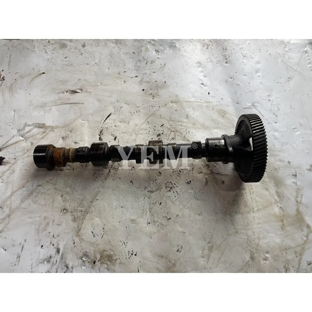 D1403 Camshaft Assy 17331-16010 for Kubota