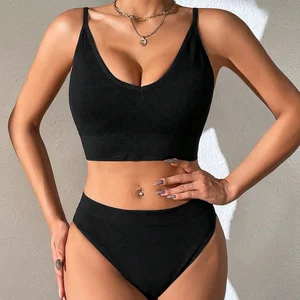 Wholesale Sports Women's Seamless Wireless Push up Bra and Panty Underwear Set