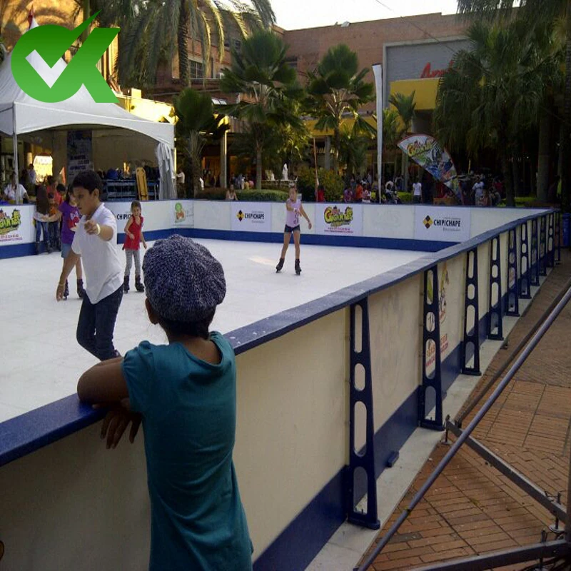 Commercial Entertainment Synthetic Ice Rink 20mm Thickness Easy to Install and Low Maintenance Cost