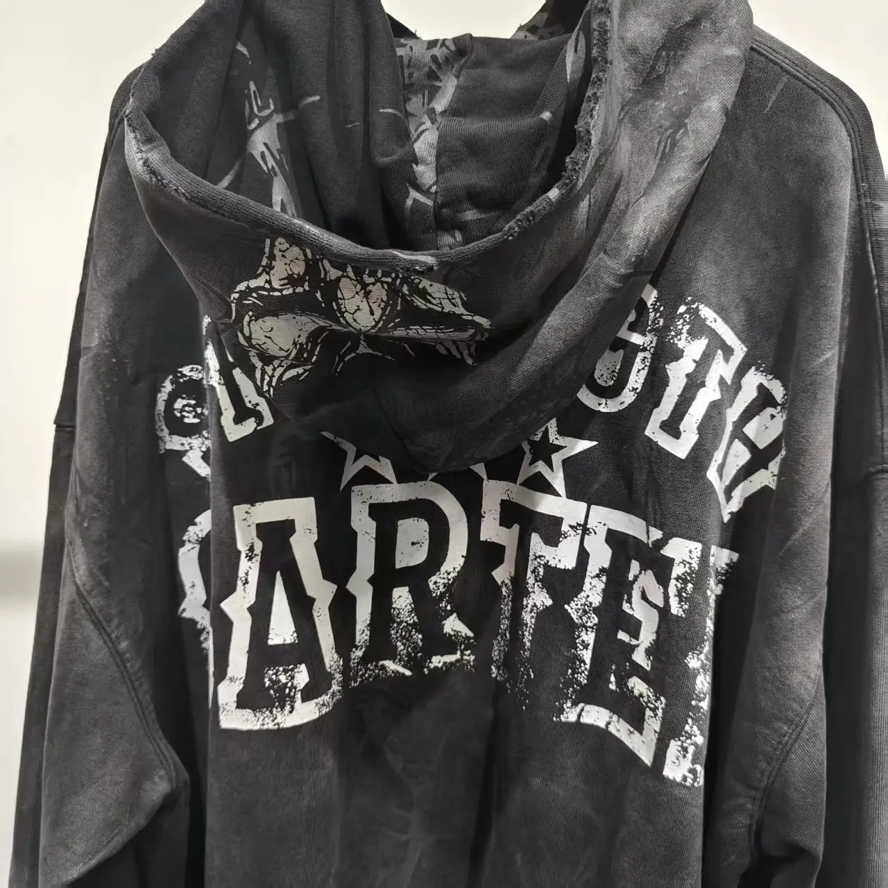 Custom 100% Cotton Heavyweight Vintage Street-Style Loose Fit Oversized Hoodie Printing Raw Cut Collar Distressed Hoodie for Men gallery 3