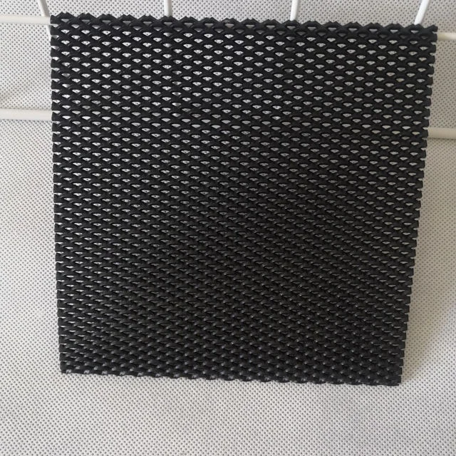 Expanded Metal Mesh Farm Fence Perforated Welding with PVC Fluorine Carbon Spraying Decorative Net