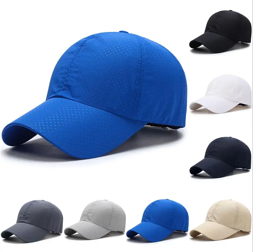 Бейсболка однотонная с принтом