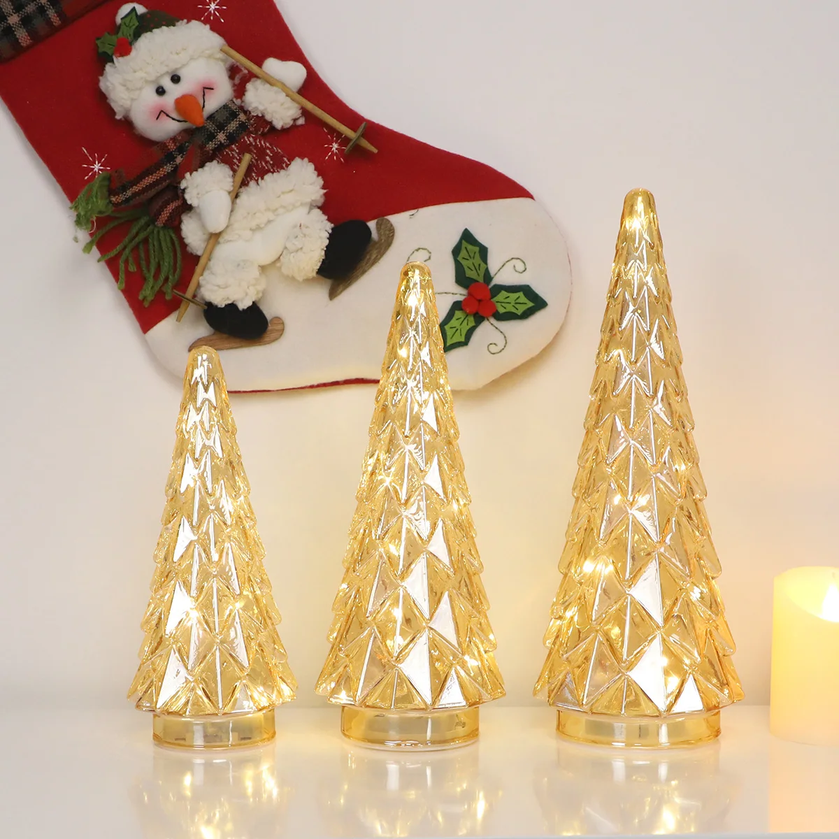 Luxury Golden Glitter Handmade Glass Decorative Indoor Tabletop Christmas Tree Silver Tea Lights Glowing Vintage Glass Craft