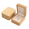 Beige pendant box