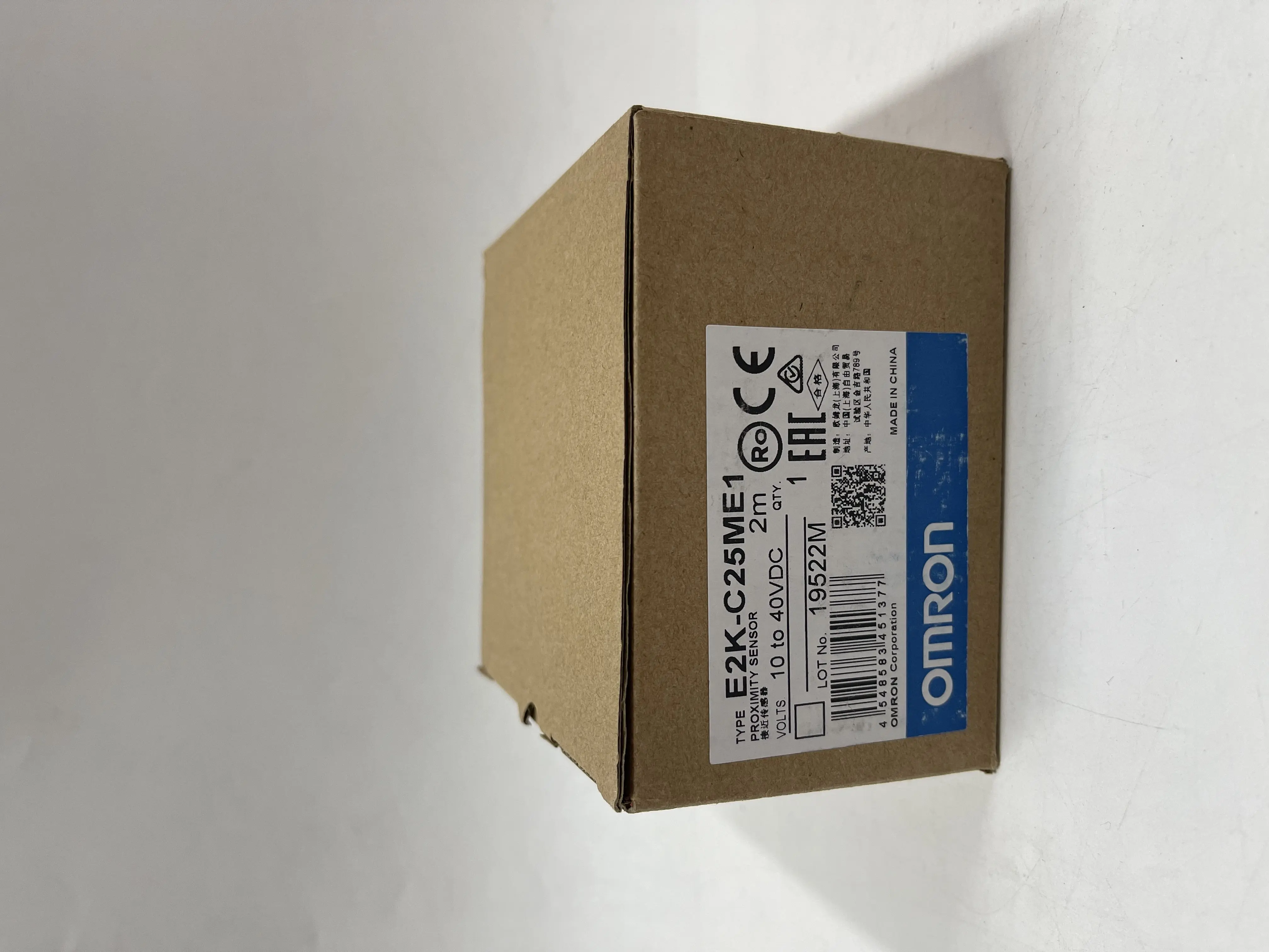 Omron Capacitive Proximity Sensor E2K-C25ME1 Omron Capacitive Proximity Sensor E2K-C25ME1