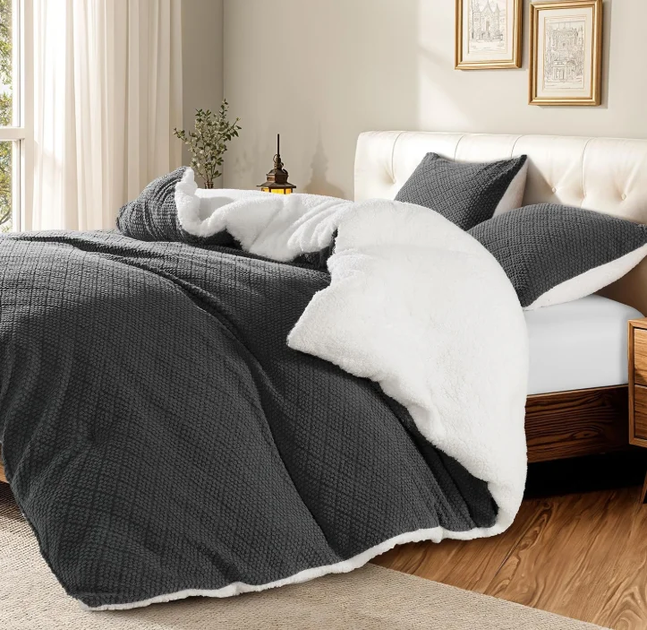 Grau und haariges shabbas bett im winter
