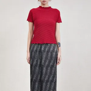 Summer New Style Miyake Pleated Top Women's Short-sleeved Thorny Temperament Round Neck Women's T-shirt
