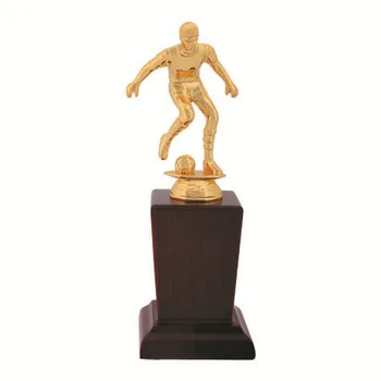 Gold-Plated Metal Football Player Figurines Nautical Style Soccer Trophies Casting Technique 1 Color UV Silk Screen Printing