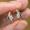 Orecchino con diamante lab-grown a forma di pera