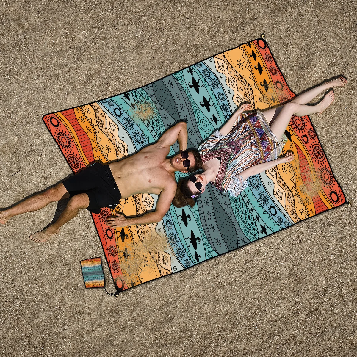 Custom Microfiber Beach Blanket With Logo Quick Dry Large Size Mat Sand-Free with Logo Custom Print Wholesale RPET for Adults manufacture