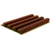 Patrón de madera de cuatro pistas
