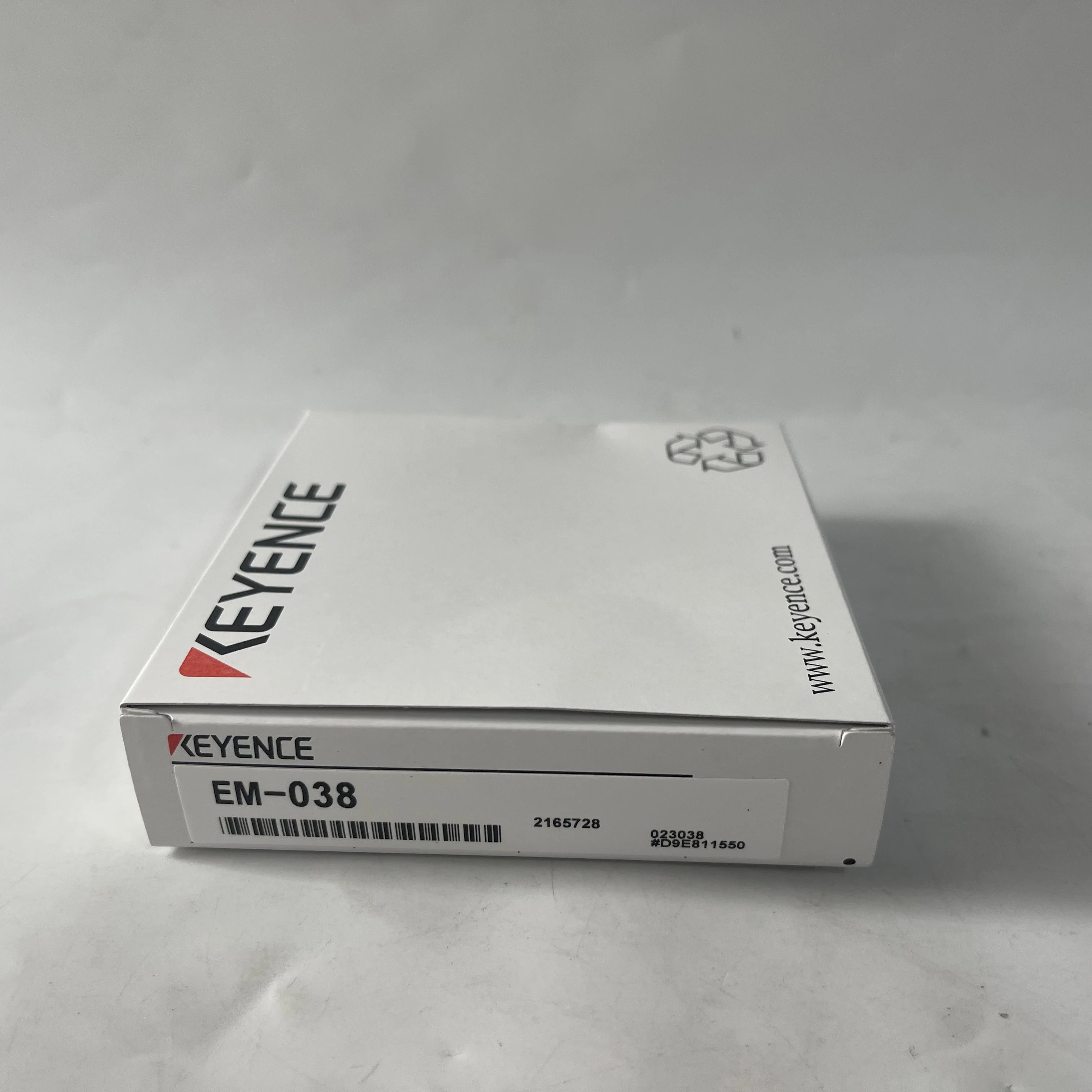 KEYENCE Proximity Sensor EM-038 KEYENCE Proximity Sensor EM-038