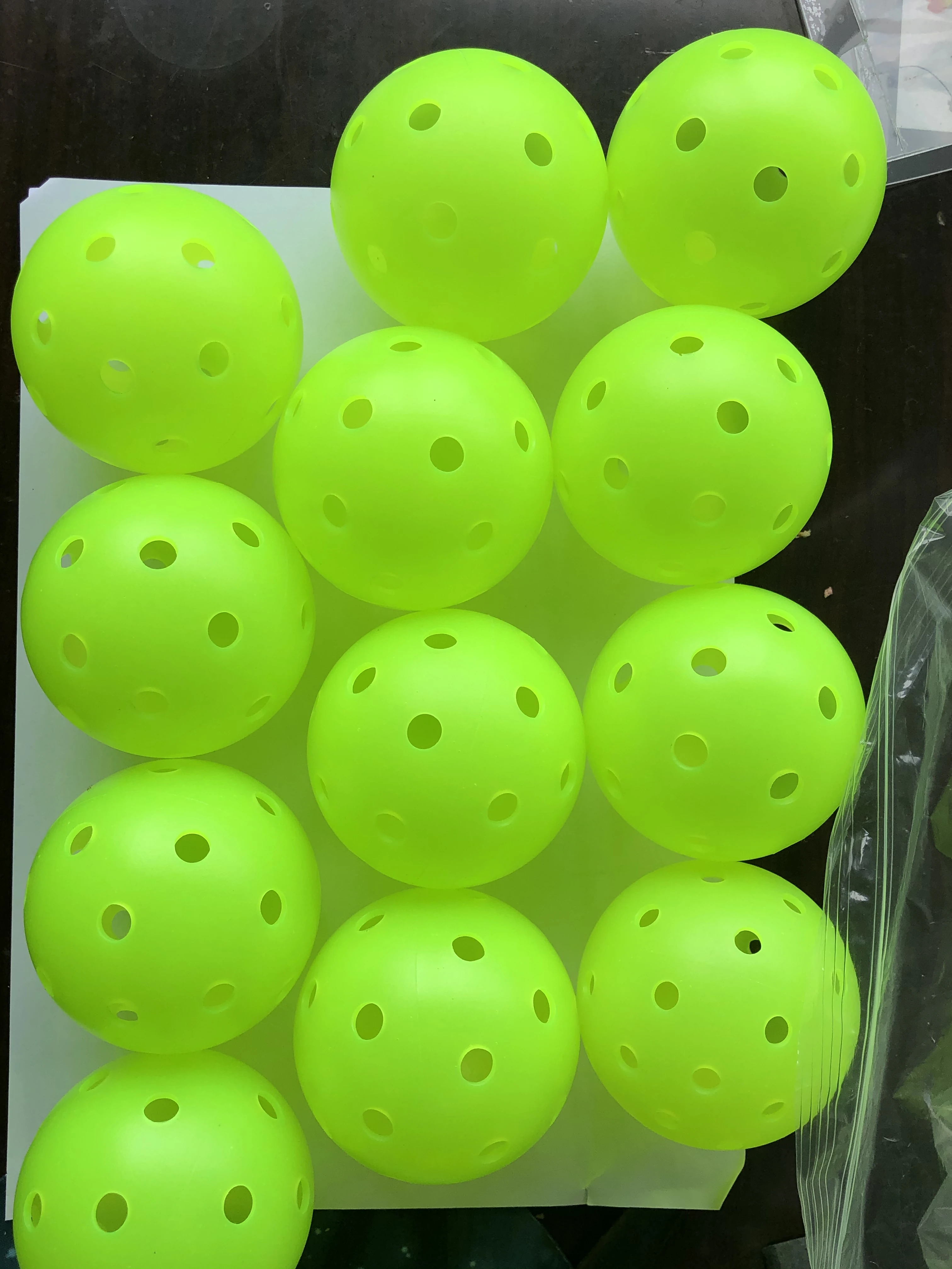 NEOB Pickleballs USAPA Standard Pickle Balls Competition Seamless Pickleball for Outdoor Courts 26 Holes Pickleball Balls