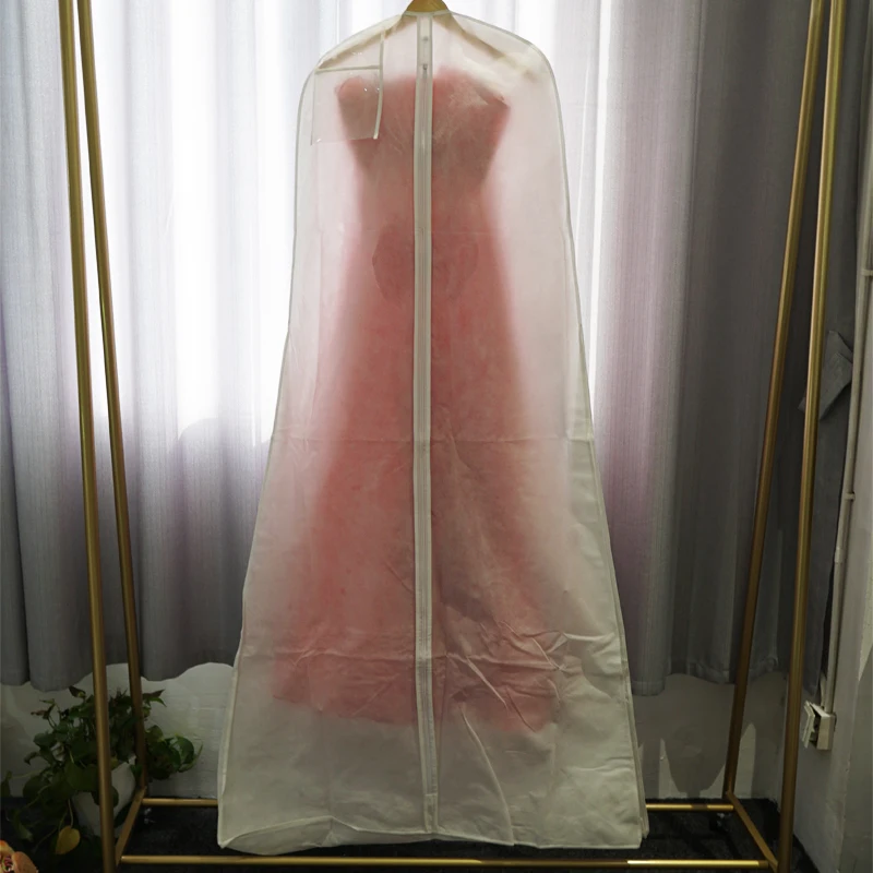Non Woven Pink Bridal Gown Cover at Rs 145/piece in New Delhi | ID:  2849555162230