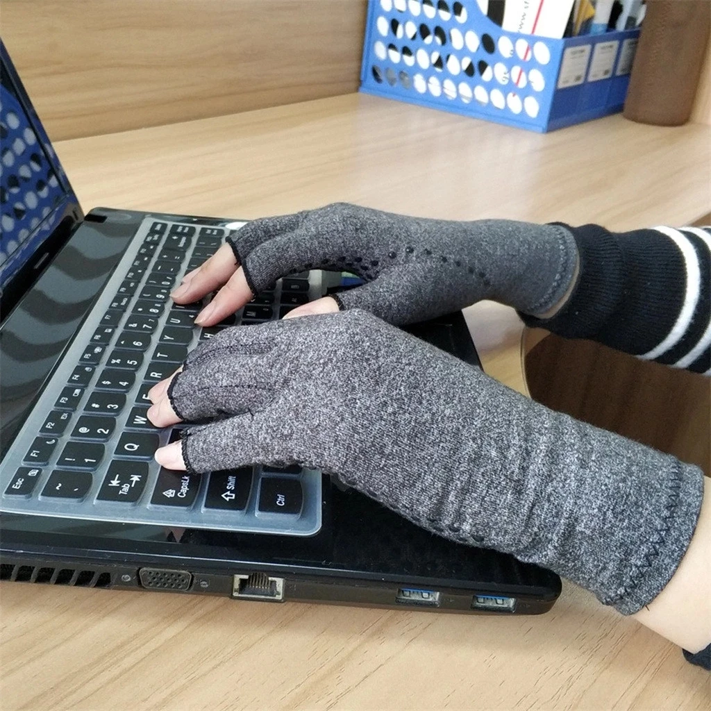 gloves.jpg