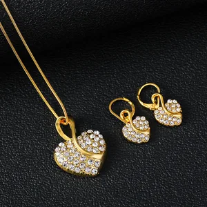 Fashion Wholesale Jewelry Design Bling Diamond Earrings Brass Heart Shape Chain Necklace for Women