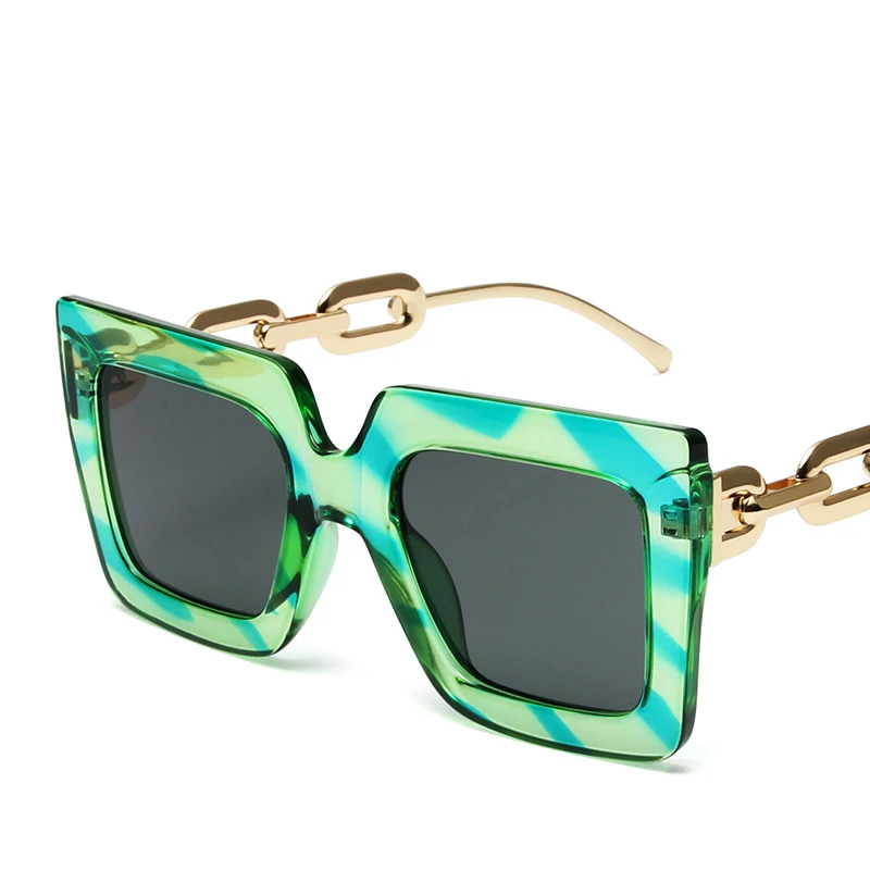 Shop Our Collection of Fashionable Sunglasses for 2024 display picture 1
