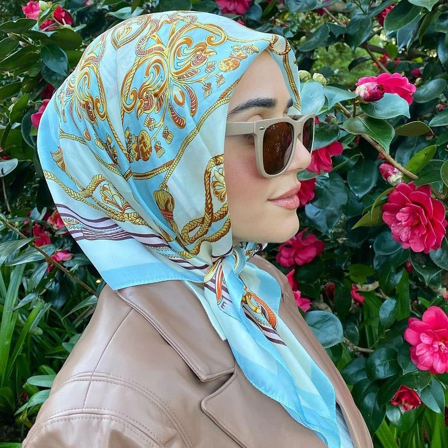 Designer Printed 90 X 90 Cm Silk Scarf For Women Odm
