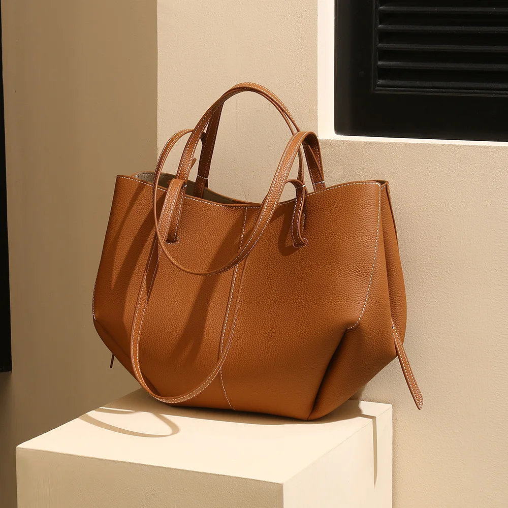 Hot Selling Cowhide Handbag Genuine Leather Women’s High-end Light Luxury Tote Shoulder Bag Large Capacity Magnetic Clasp Cotton