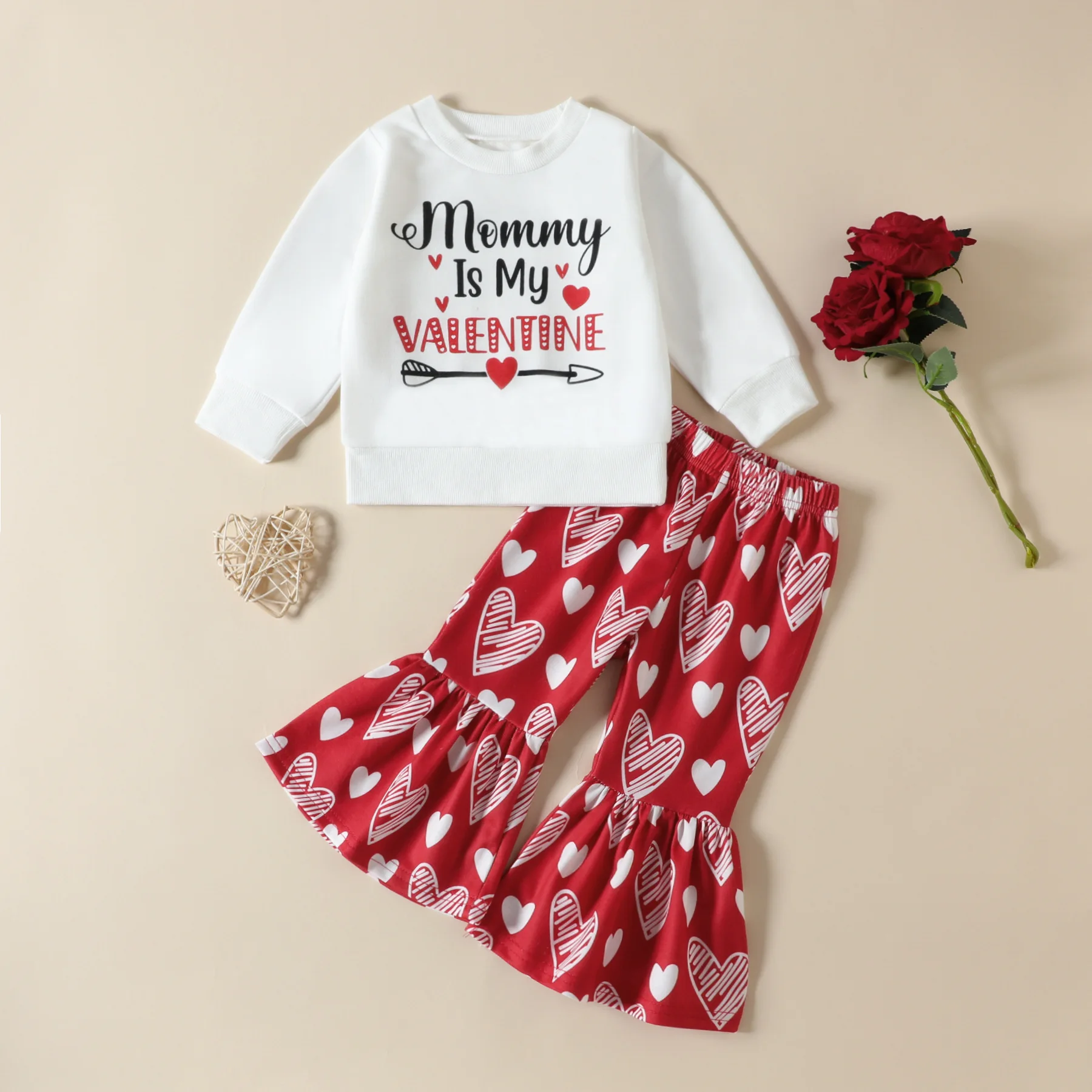 Wholesale Baby Girl Valentines Day Heart Outfit Cute Miss Sweatshirt Tops  Flare Pants Valentines Bell Bottoms Kids Clothes Set