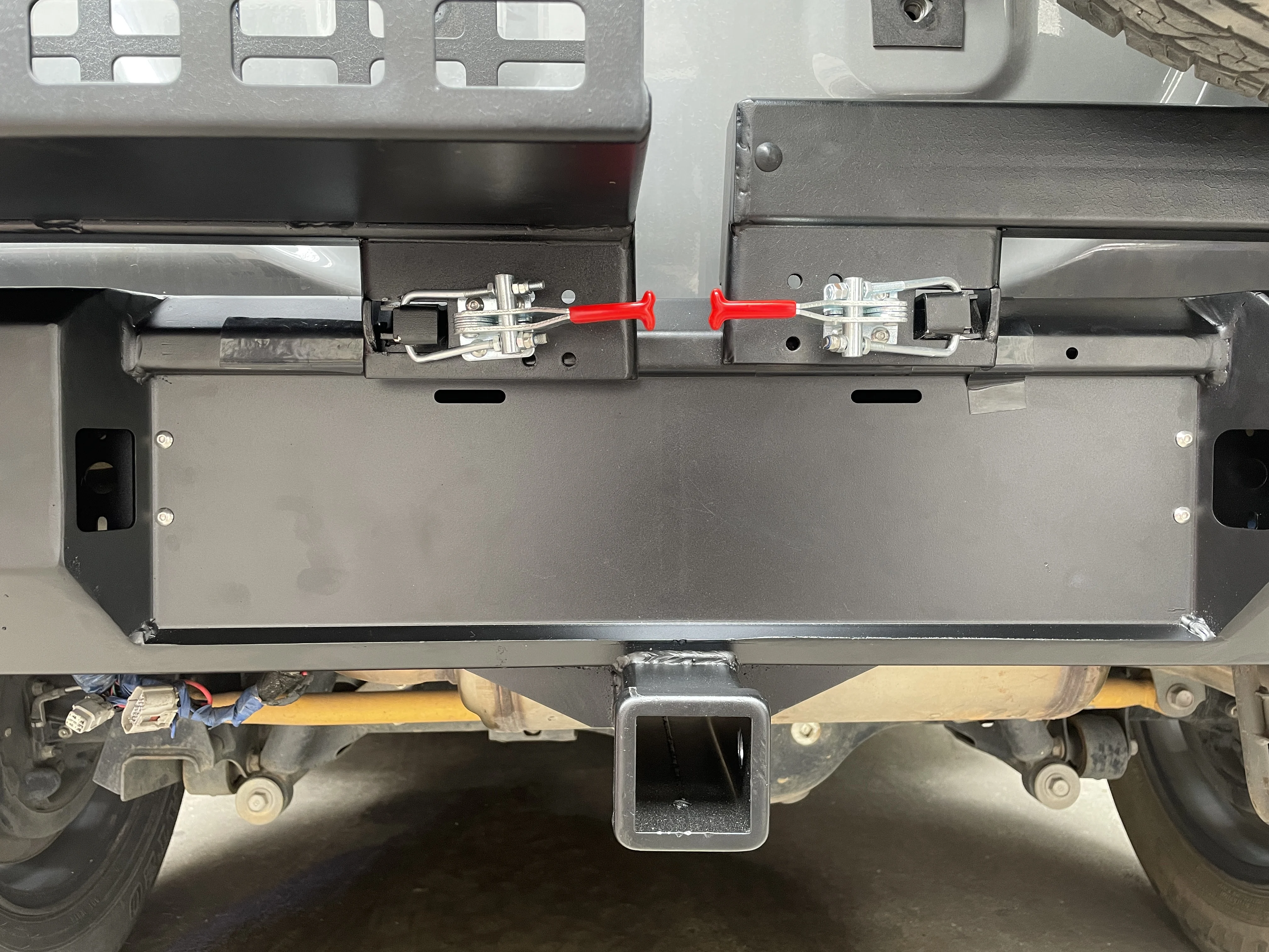 Steel Rear Bumper with Lights for Suzuki Jimny JB64 JB74 (2022