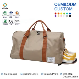 Large Capacity Men's Duffle Bag for Gym Fitness Travel Polyester Material with Zipper Closure and Letter Pattern