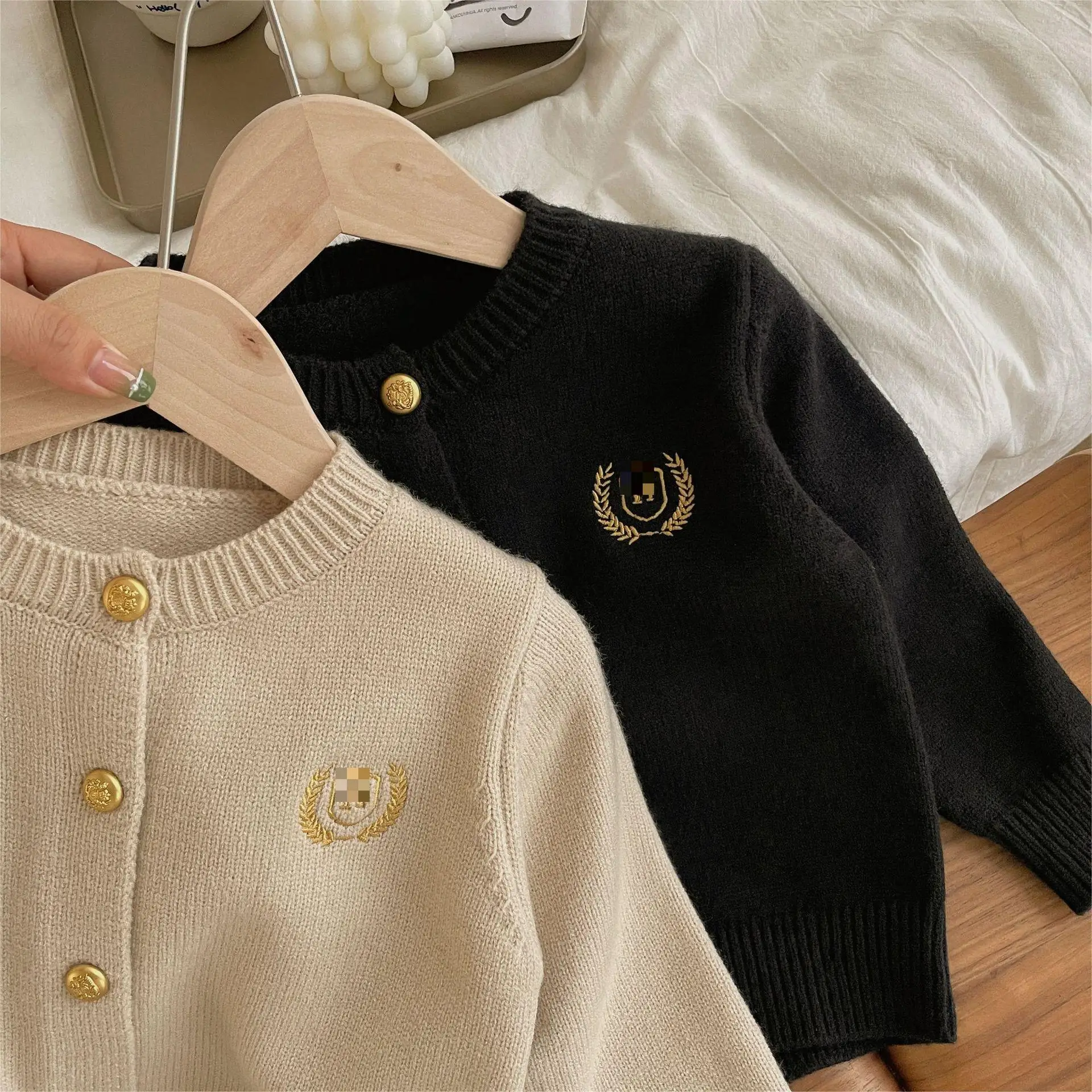 New Preppy Style Autumn Winter Spring Solid Color Button Cardigan Sweaters for Girls Boys