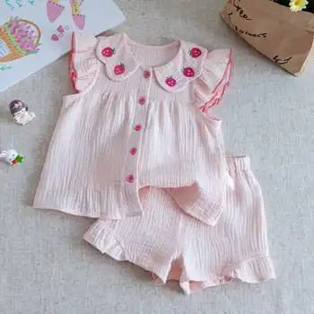 2025 Girls' Summer Casual Korean Style Baby Suit Cute Embroidered Strawberry Shirt Shorts Sweet Cartoon Pattern Two Piece Set