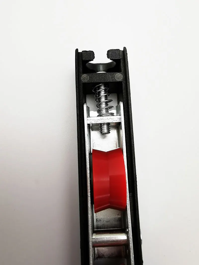 plastic-roller-wheel-2.jpg