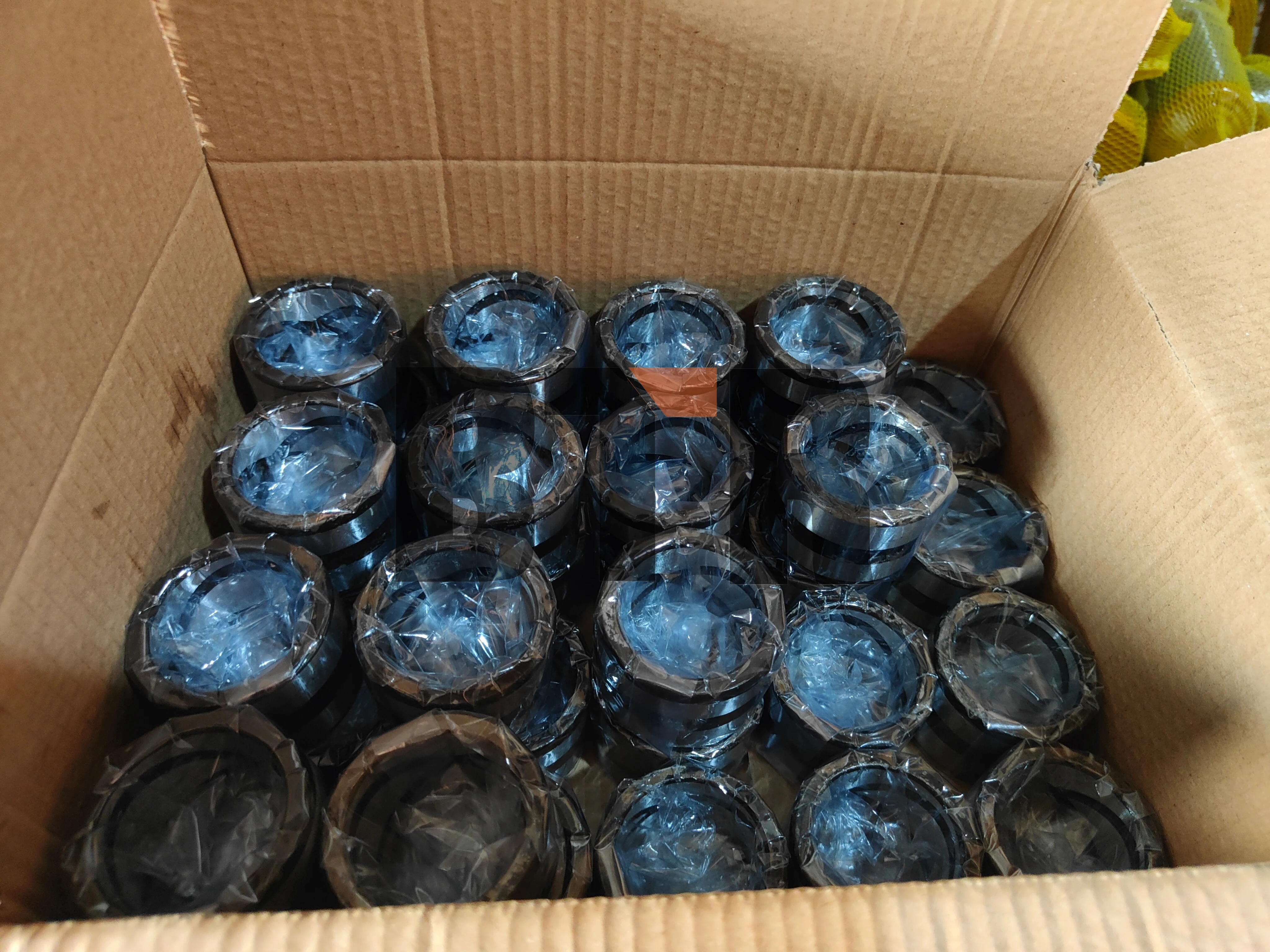 Cheap Excavator Jc-B 3Cx for Kubota Kx121-3 Bucket Bushings, Hot Sale Excavator for Komatsu Spare Parts 90X105X75 Bucket Bushing