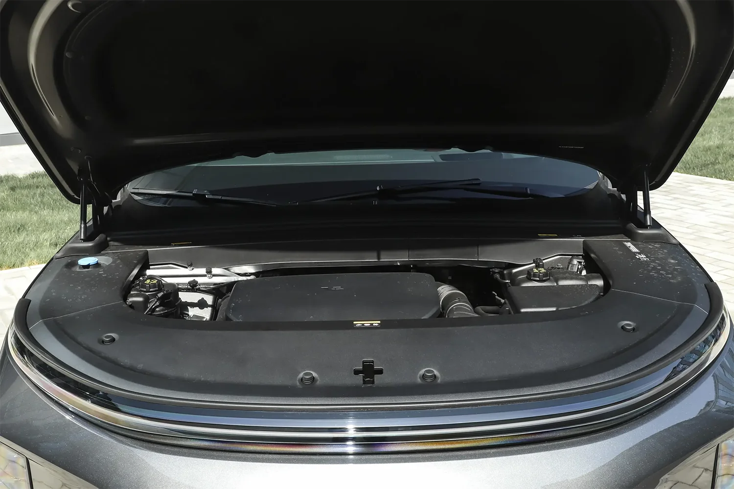 2024 Hybrid Li Auto L6 Luxury Electric Car vehicles 4WD Lixiang L6 Hybrid SUV New Energy Vehiclel