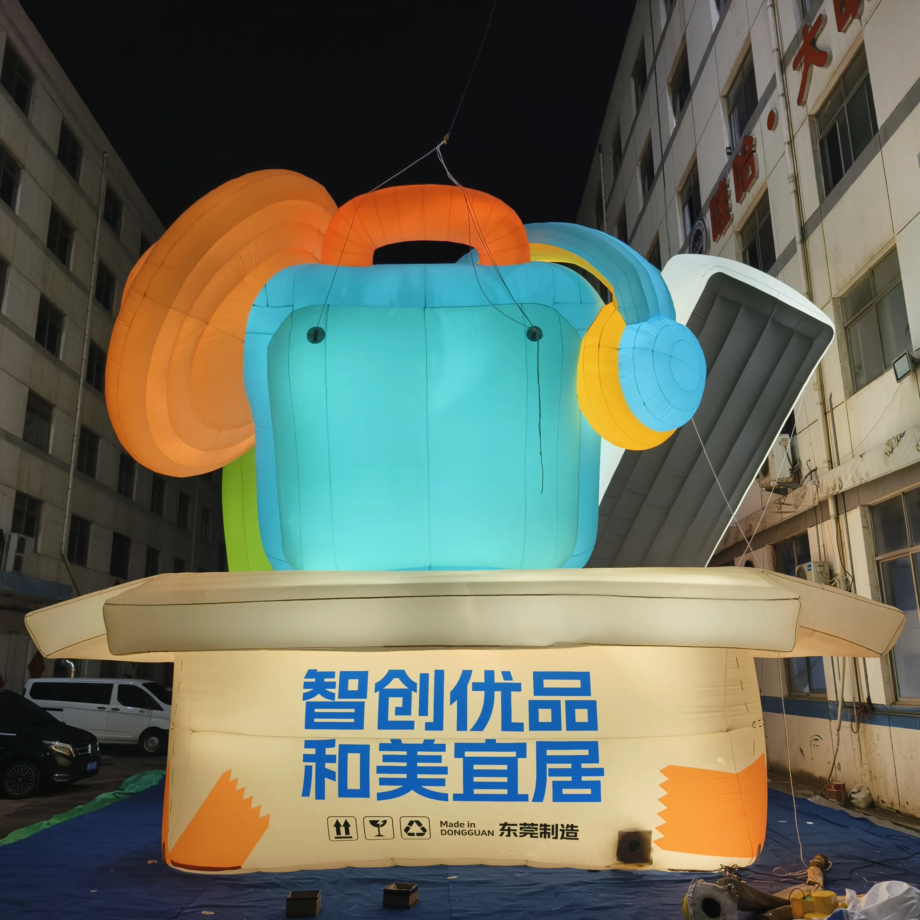 Premium Custom Inflatable City Themed Installation, Long-Lasting Advertising Inflatable for Urban Branding