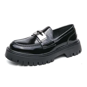 Men's Korean Version of Bright Leather Loafers, Heightening Breathable, Anti-slip Waterproof, Office Wedding Dress Shoes