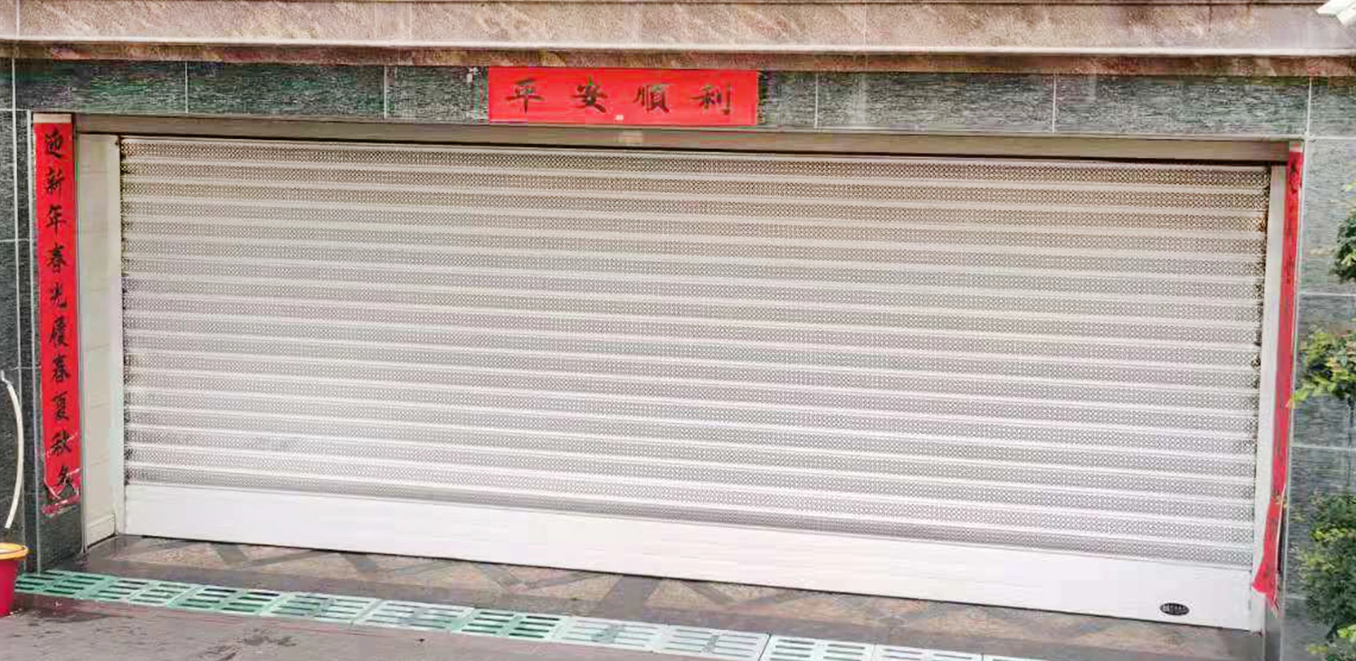 Automatic Windproof Roller Shutter Door Warehouse Roll up Garage Door