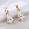 Pendientes de oro amarillo de 14k con diamantes de laboratorio