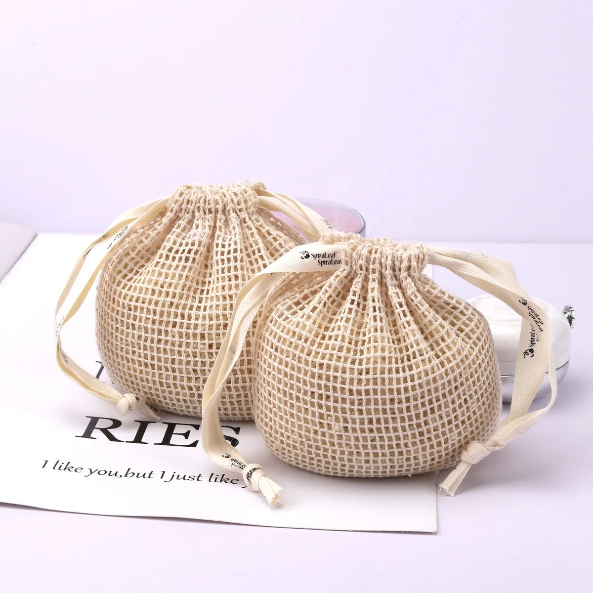High Quality Cotton Mesh Drawstring Oval Soap Bag Reusable Custom Logo Cosmetic Mesh Pouch