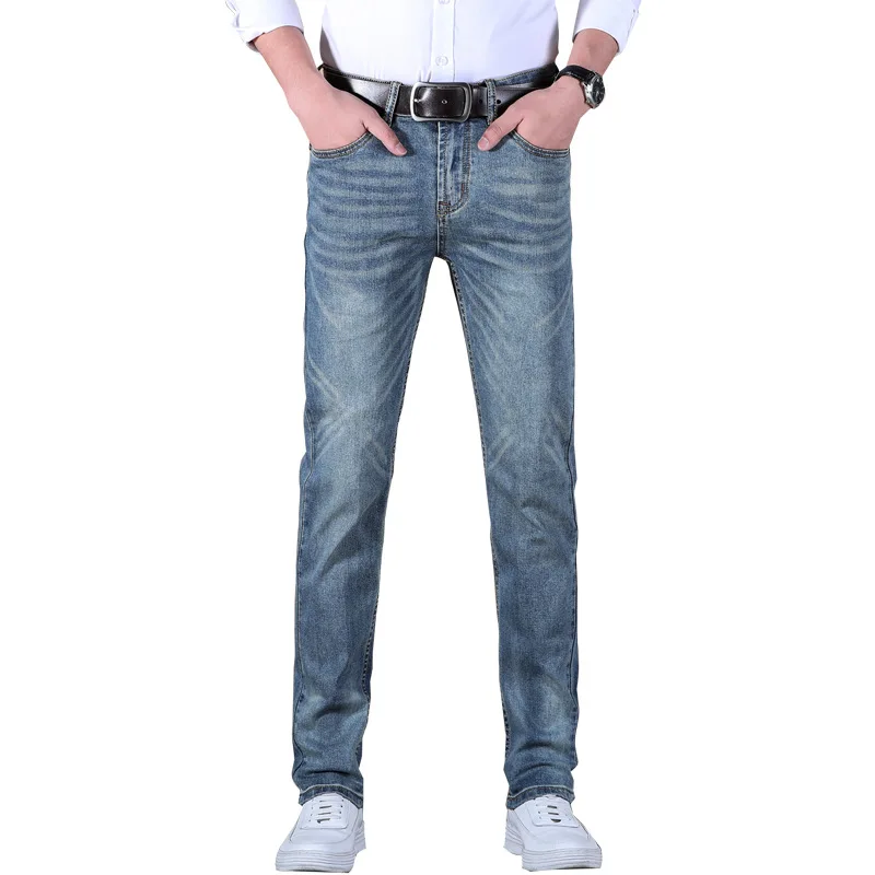 American de moda Hole Jeans pantalones cortos bordados Patches Trip Hombre  Jeans en bulk Abbigliamento Jeans corto Pent hombres - China Jeans para  hombre y jeans para hombre de tamaño plus precio