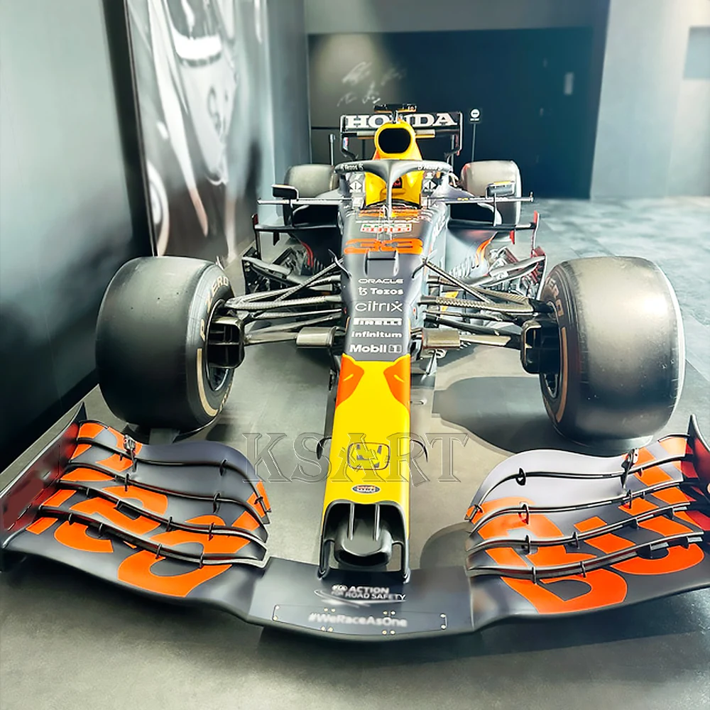 Customize Life-Size Resin F1 Racing Car Model Sculpture - Hand-Painted ...